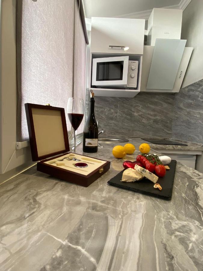 Apart Reserve Central Ивано-Франкивск Екстериор снимка