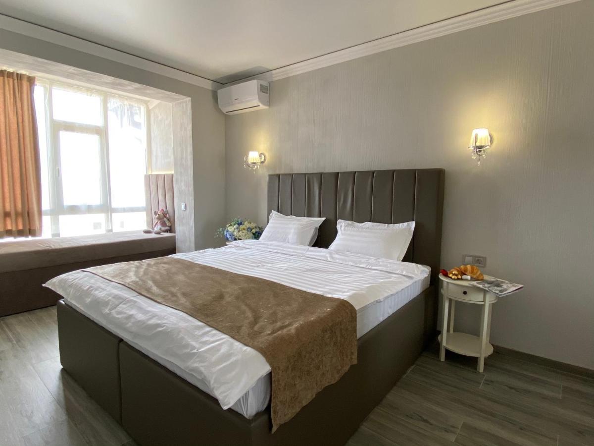 Apart Reserve Central Ивано-Франкивск Екстериор снимка